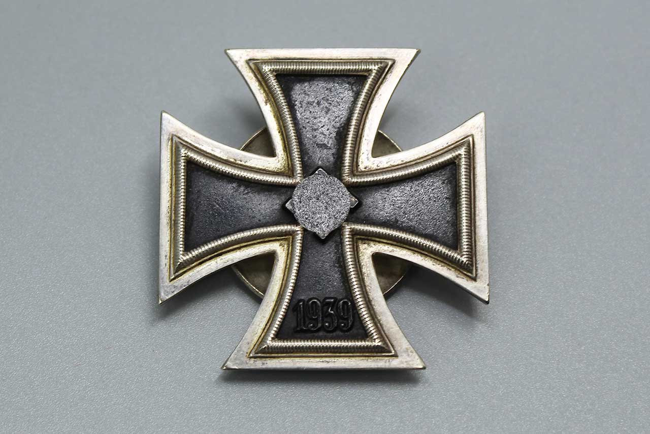 WW2 German Iron Cross 1st Class - W&L 