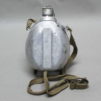 WW2 Italian Canteen w/Strap - HRE41 . HM489