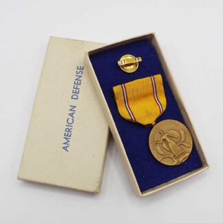WW2 American Defense Medal in Box . YMU4913