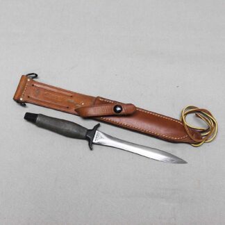 Gerber Mak II Knife “Cat’s Tongue” Handle 1968 . DWU1124