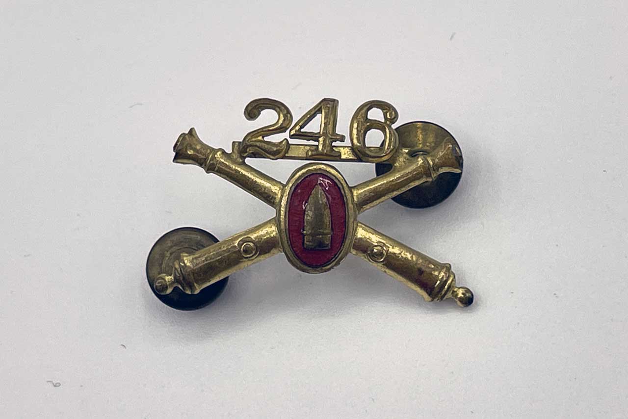 WW2 US Army 246 Coast Artillery Officer Insignia . FLU5041 - Time