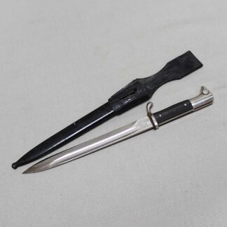 WW2 German Army Dress Bayonet - Eickhorn and Distrib . BAYO743