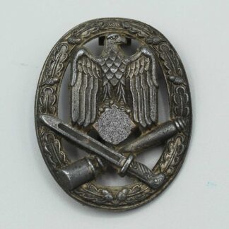WW2 German General Assault Badge (Broken Catch) . GO5229