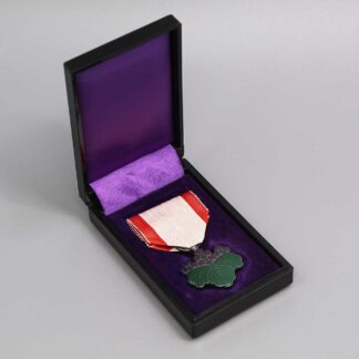 Japanese 7th Rising Sun Medal in Case . NNJ488