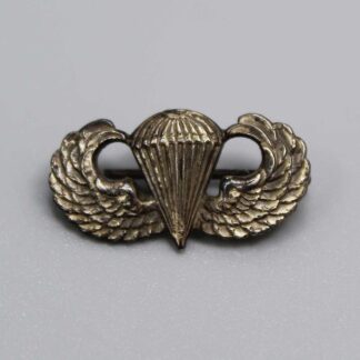 US Very Small Army Paratrooper Badge 3/4 Inch Sterling . W362