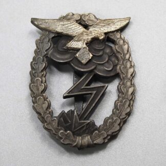 WW2 Luftwaffe Ground Combat Badge - MuK5 . GO5244
