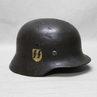 WW2 German SS M40 Combat Helmet . HG5000cxm