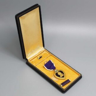 US Purple Heart Slot Brooch #d in Case . YMU4968