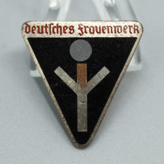 WW2 German Frauenwerk Pin - M1/120 . PIN5005cxa