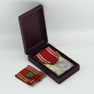 Japanese Red Cross Medal in Box . NNJ399