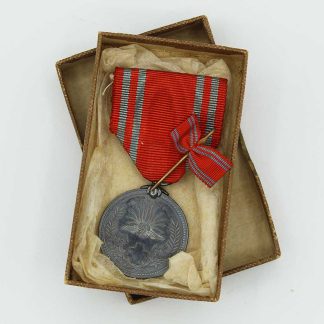 Japanese Red Cross Medal in Box . NNJ401