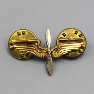 US WW2 AAF Officer Single Collar Insignia . FLU5109