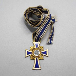 WW2 German Gold Mother's Cross . GO1103