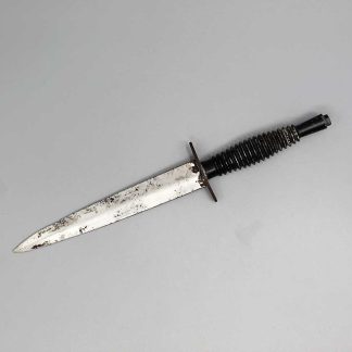 British Style Commando Dagger . BAYO755
