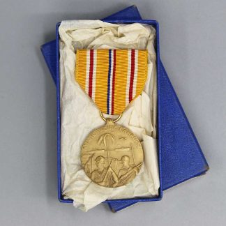US Asiatic Pacific Campaign Medal WW2 in Box . YMU6046