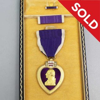SOLD WW2 US Purple Heart in Case #d 167074 . YMU6058