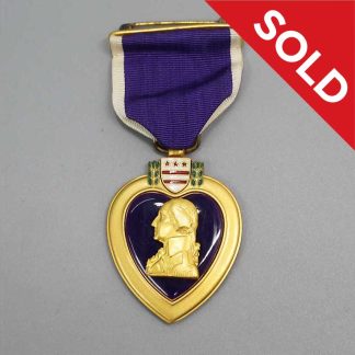 SOLD WW2 US Navy Purple Heart Type 2 . YMU6061